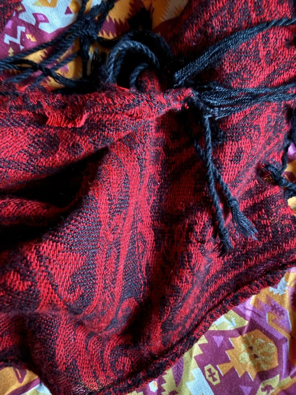 Rich Red and Black Paisley Fringe Scarf - Picture 3 of 4